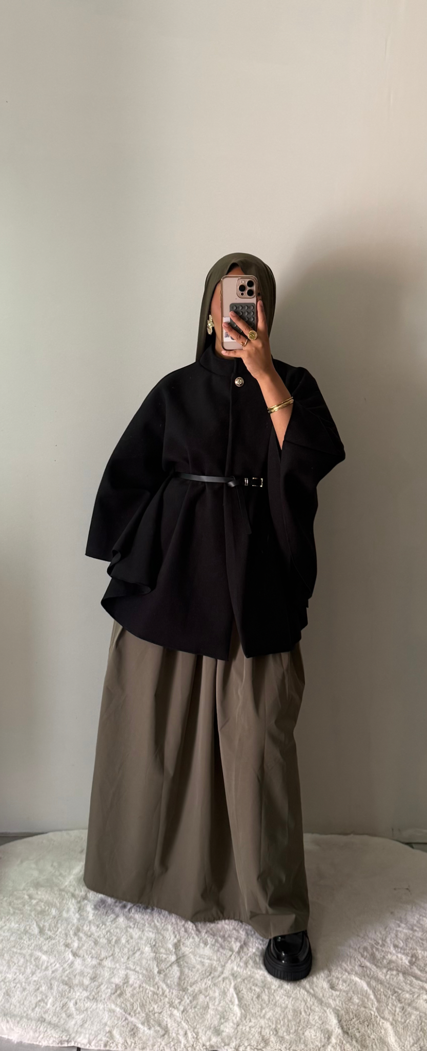 Cape ceinturée col bouton